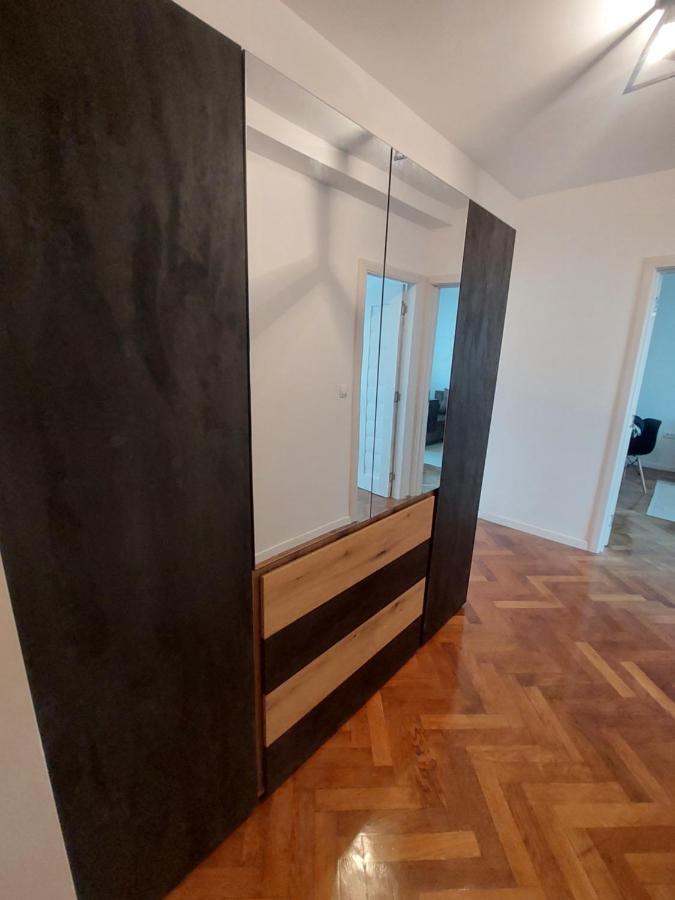 Eli'S Apartments -Ultracentral Near Palas ياش المظهر الخارجي الصورة