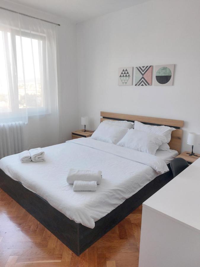 Eli'S Apartments -Ultracentral Near Palas ياش المظهر الخارجي الصورة